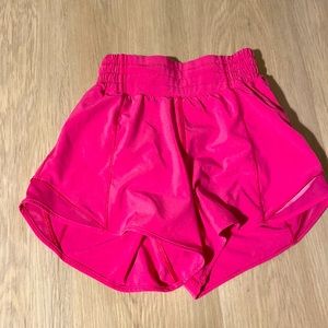 Lululemon Hotty Hot High-Rise Lined Short 4"